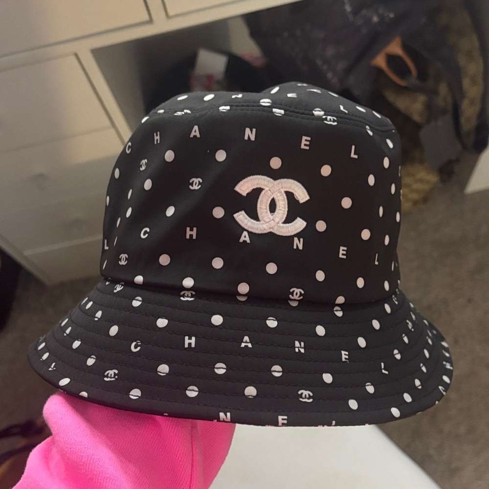 CC bucket hat - image 1